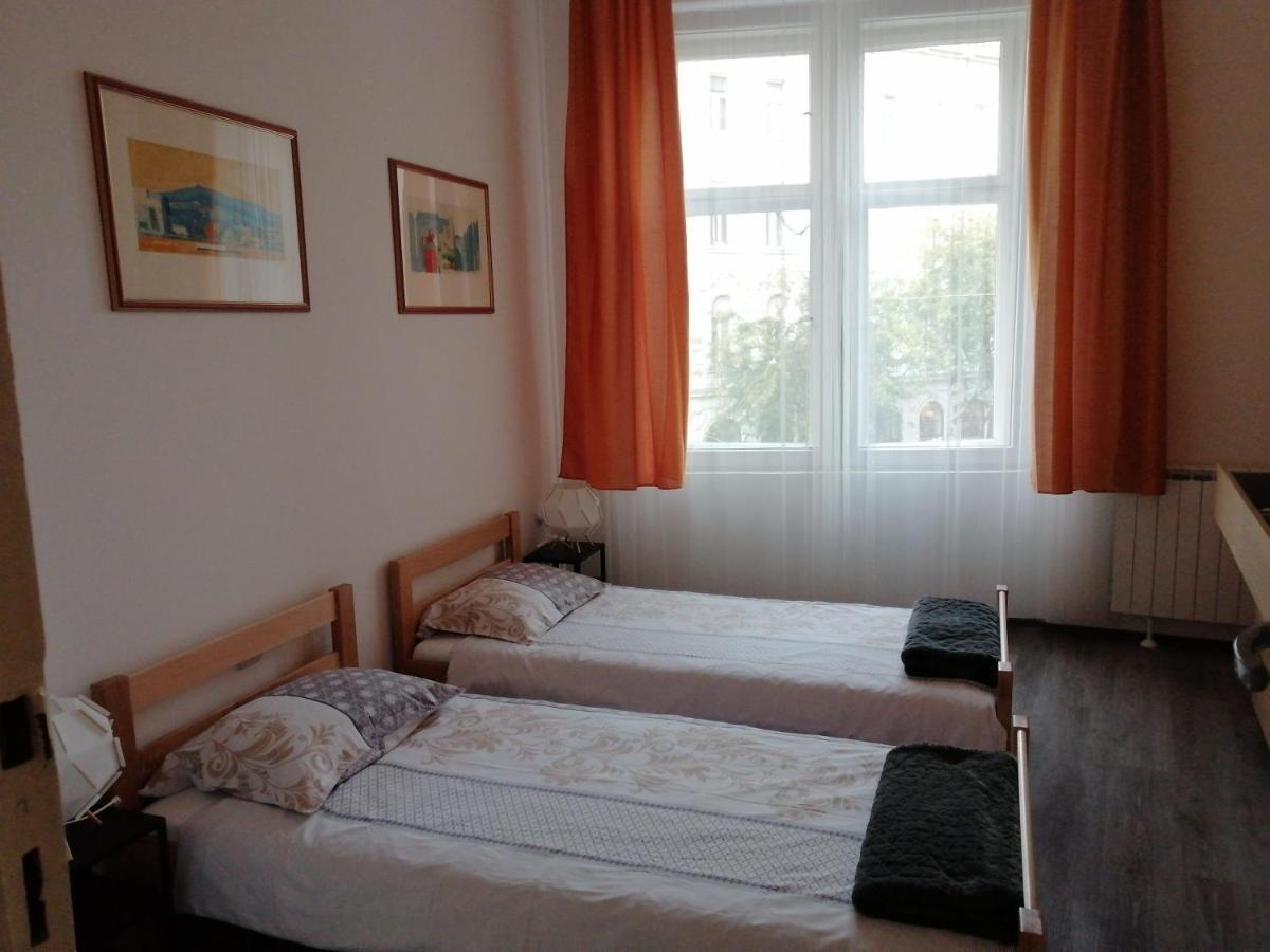Old School Zagreb Apartment Exterior photo
